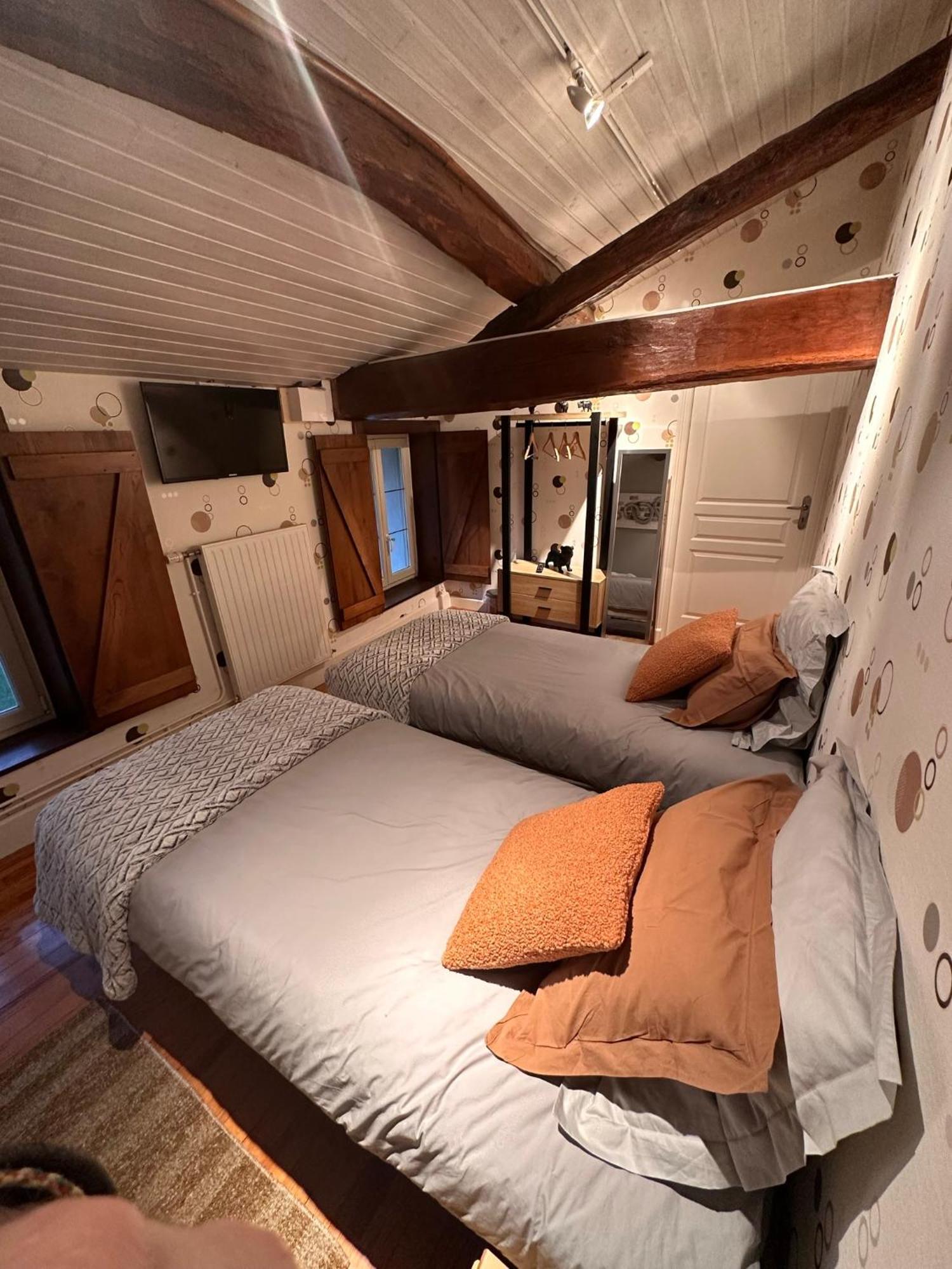Chambres D'Hotes Les Vernayes Amplepuis Exterior photo